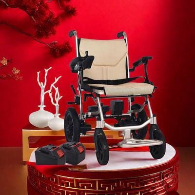 Αθλητικό στυλ άνοιξης και κλεισίματος στηριγμάτων βραχίονων Ηλεκτρική αναπηρική καρέκλα με αναδιπλούμενη απόδοση